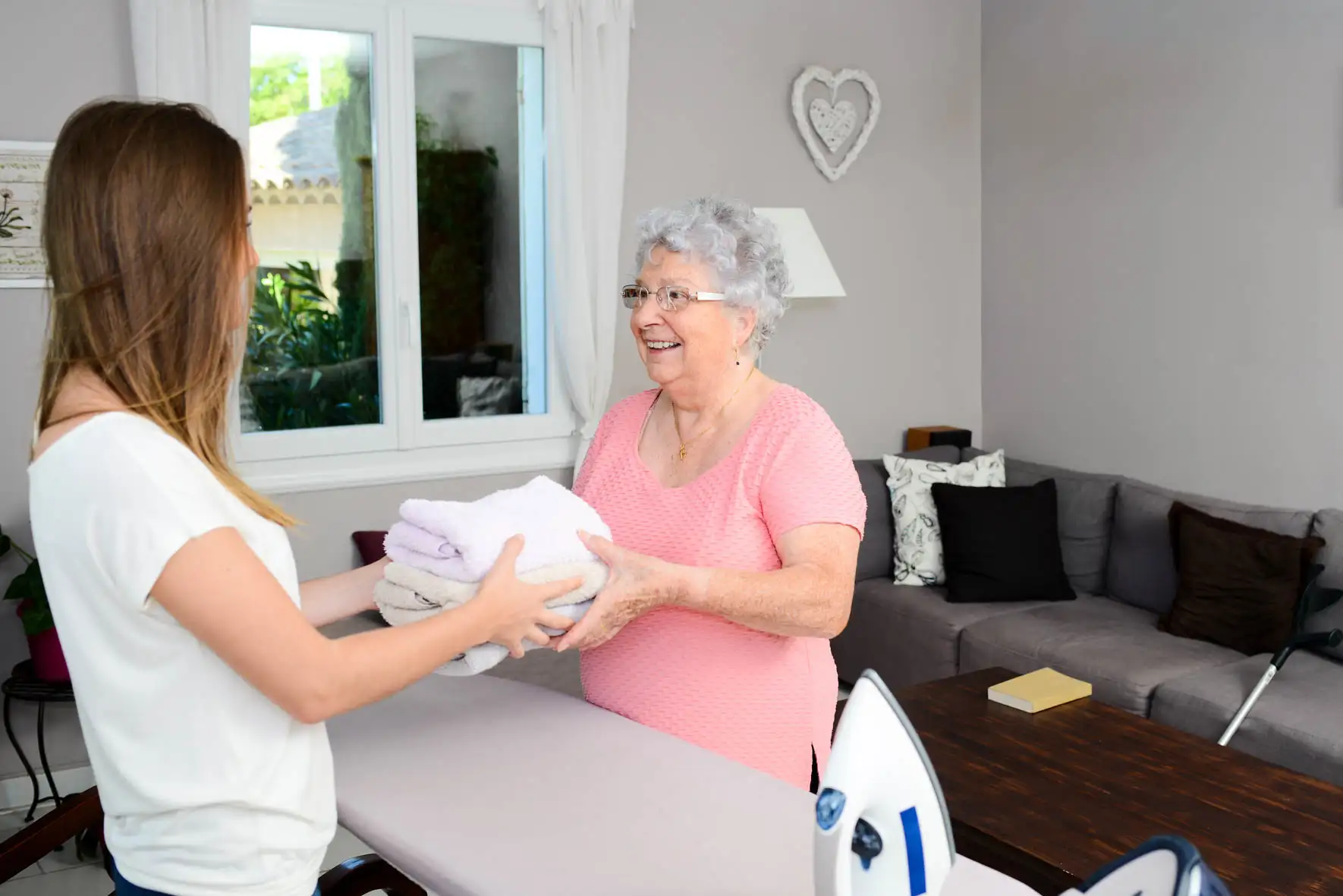 die stundenweise Seniorenbetreuung von PremiumPflege24 gibt Senioren mehr Lebensqualität